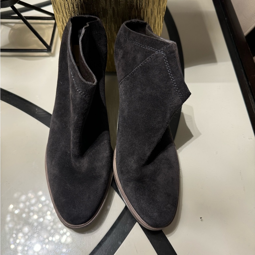 Dolce Vita Black Suede Shoes - Picture 2 of 4
